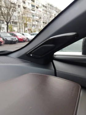 Toyota C-HR 1.2БЕНЗИН 131к.с.4х4 , снимка 16