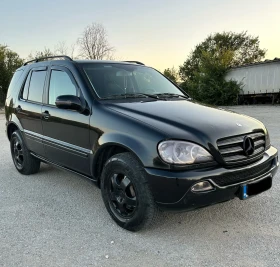     Mercedes-Benz ML 270 BLACK EDITION 