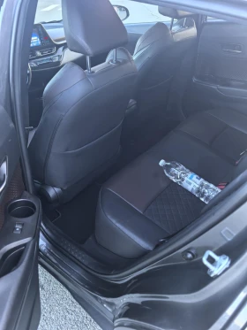 Toyota C-HR 1.2БЕНЗИН 131к.с.4х4 , снимка 10