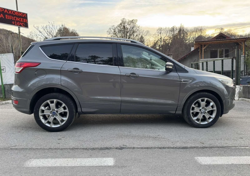 Ford Kuga 2.0, NAVI, 140к.с., снимка 7 - Автомобили и джипове - 48051109