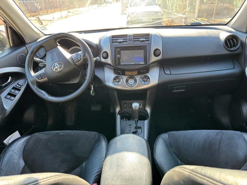 Toyota Rav4, снимка 14 - Автомобили и джипове - 48113143