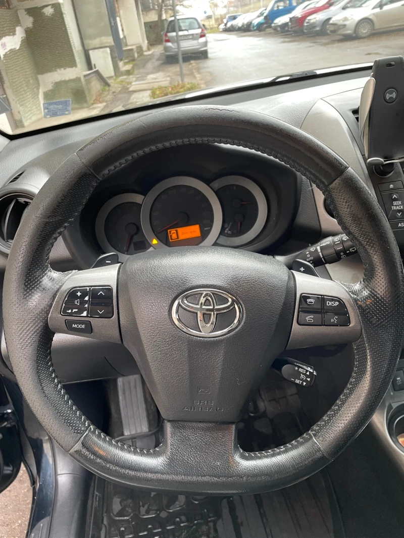 Toyota Rav4, снимка 7 - Автомобили и джипове - 48674588