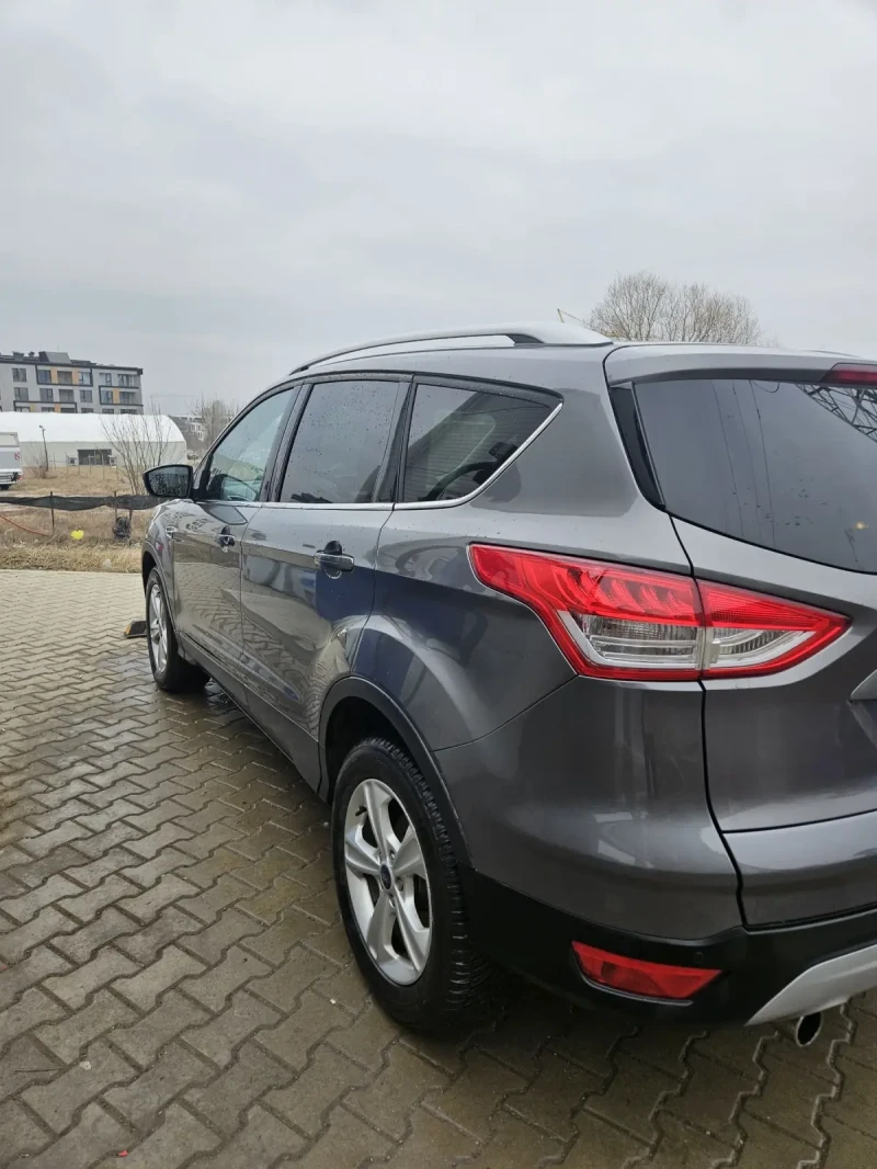 Ford Kuga 2.0Tdci, снимка 6 - Автомобили и джипове - 49147818