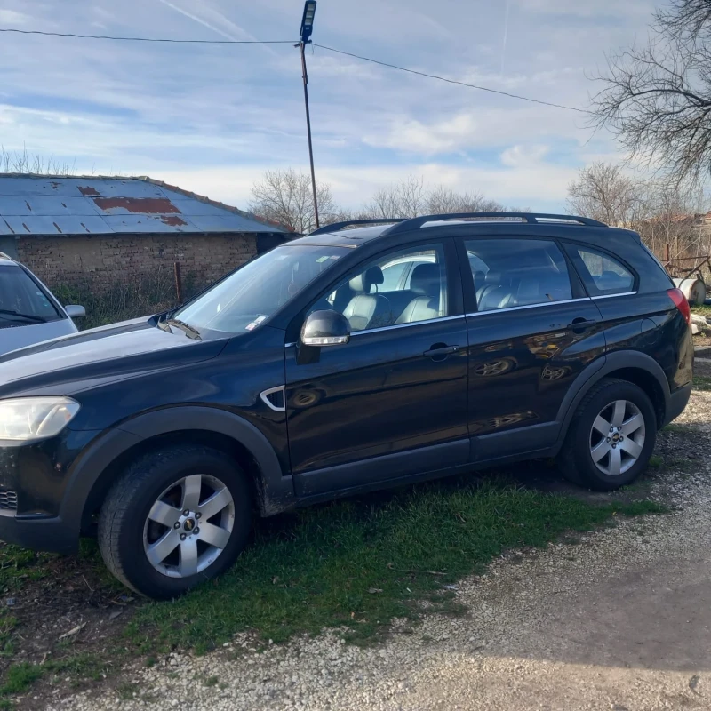 Chevrolet Captiva 2.4i 4x4, снимка 5 - Автомобили и джипове - 49591173