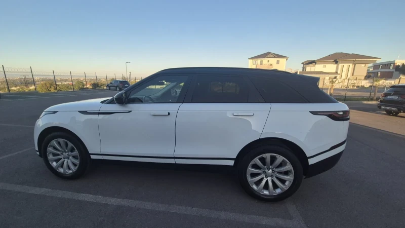 Land Rover Range Rover Velar FULL ЕКСТРИ, РЕАЛНИ КМ, СЕРВИЗНА ИСТОРИЯ, снимка 4 - Автомобили и джипове - 52486583