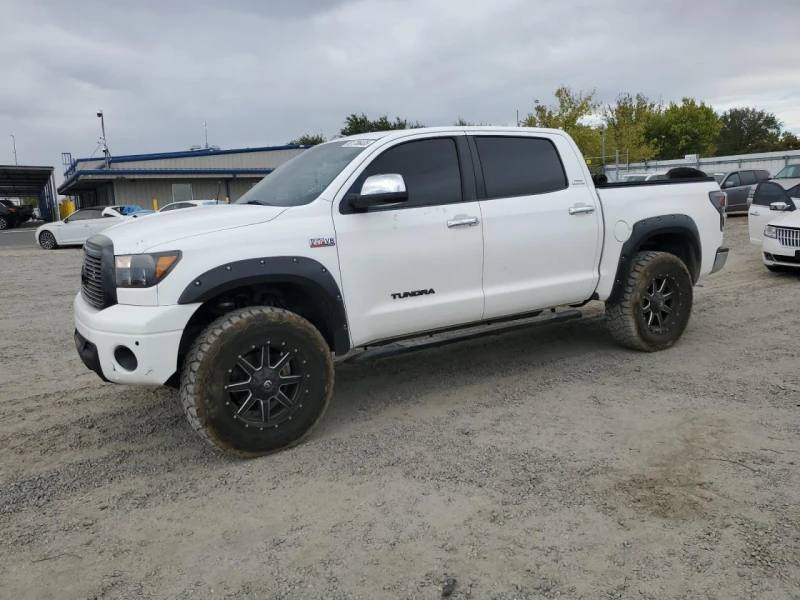 Toyota Tundra CREWMAX LIMITED