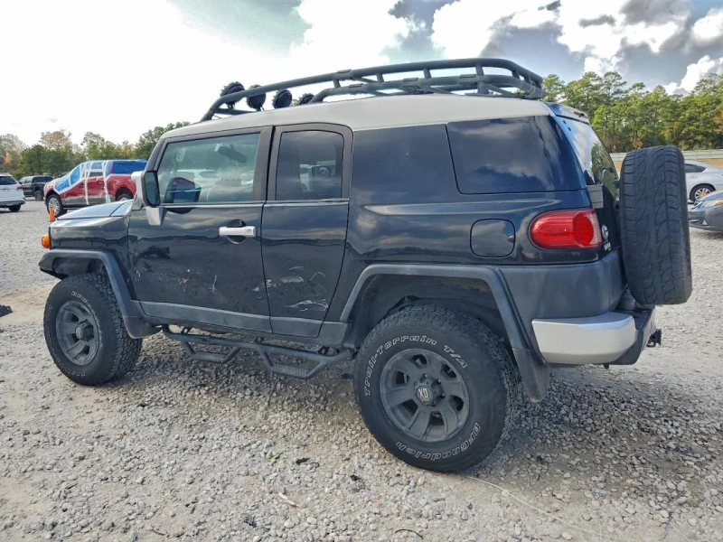 Toyota Fj cruiser 4WD, снимка 3 - Автомобили и джипове - 53330224