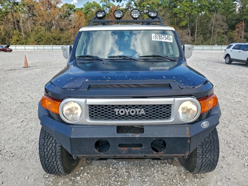 Toyota Fj cruiser 4WD, снимка 5 - Автомобили и джипове - 53330224