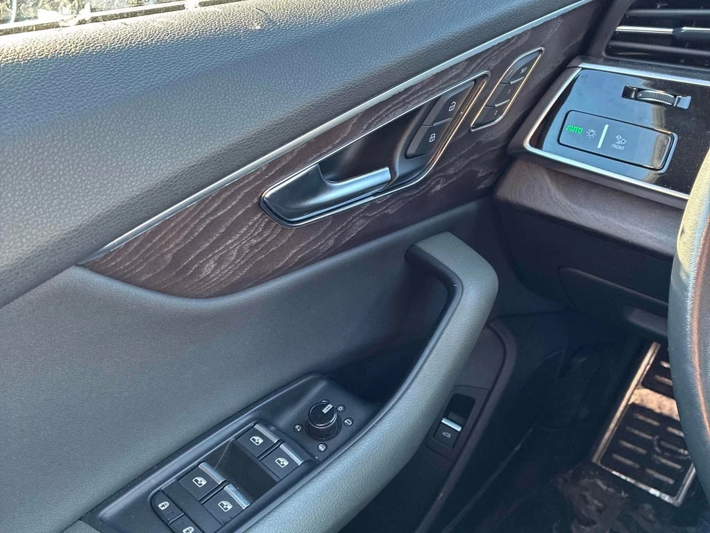 Audi Q8 Technik  CARFAX | Mobile.bg � ����������� 14