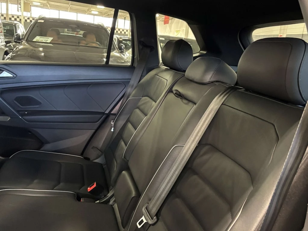 VW Tiguan R-LINE| 4MOTION| NAV| FENDERAUDIO| PANOROOF| LEATH | Mobile.bg � ����������� 12