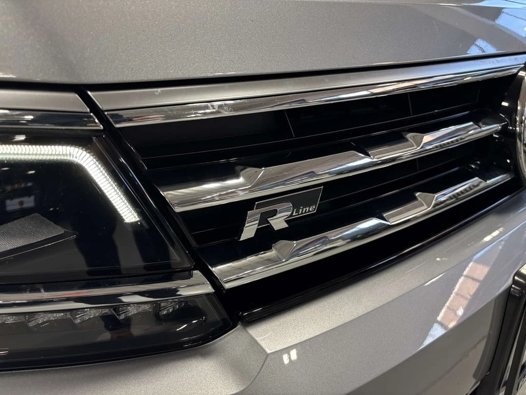 VW Tiguan R-LINE| 4MOTION| NAV| FENDERAUDIO| PANOROOF| LEATH | Mobile.bg � ����������� 3