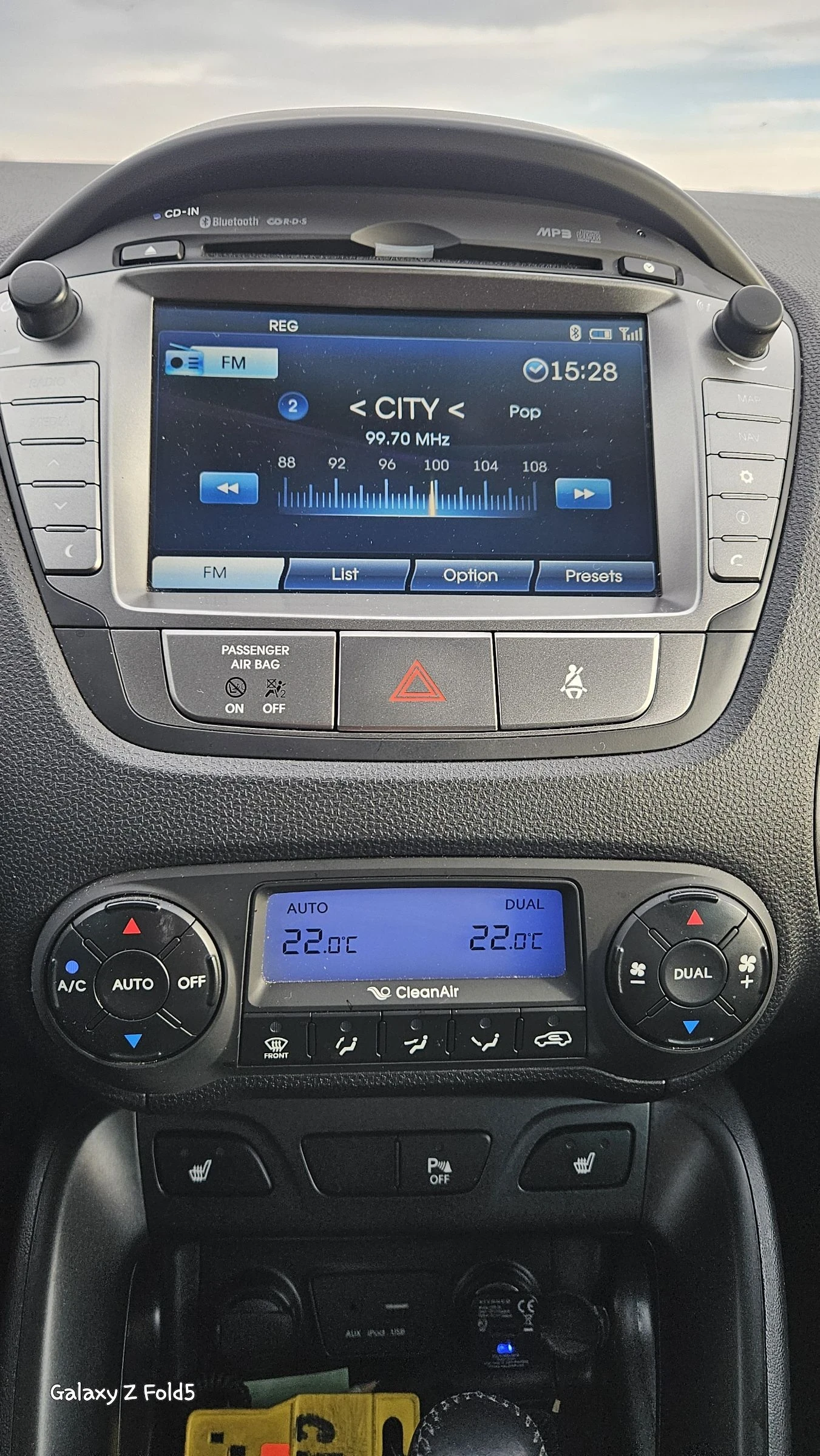 Hyundai IX35, снимка 15 - Автомобили и джипове - 54330630