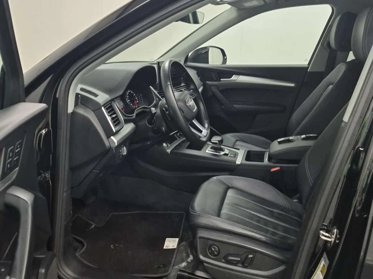 Audi Q5 ПОДГРЕВИ| NAVI| 2 КЛЮЧА| , снимка 10 - Автомобили и джипове - 54454167