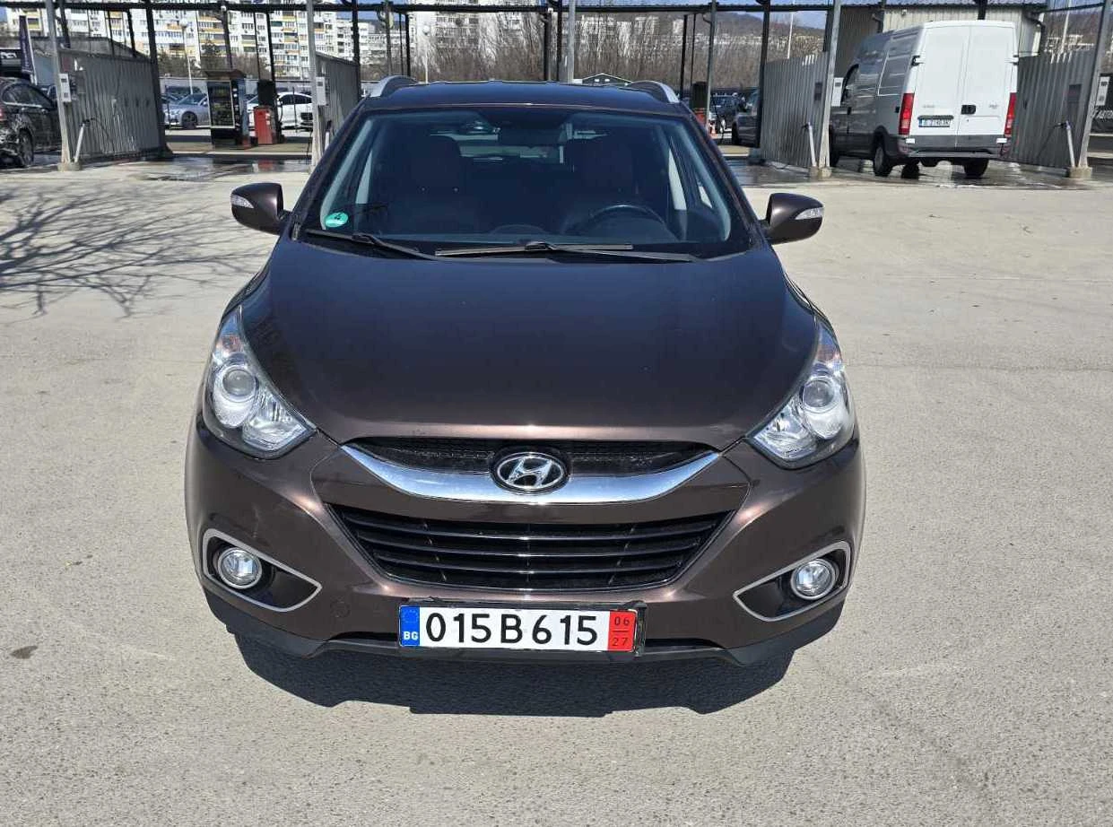 Hyundai IX35 2.0* 4х4* Автомат/Кожа * , снимка 2 - Автомобили и джипове - 54739920