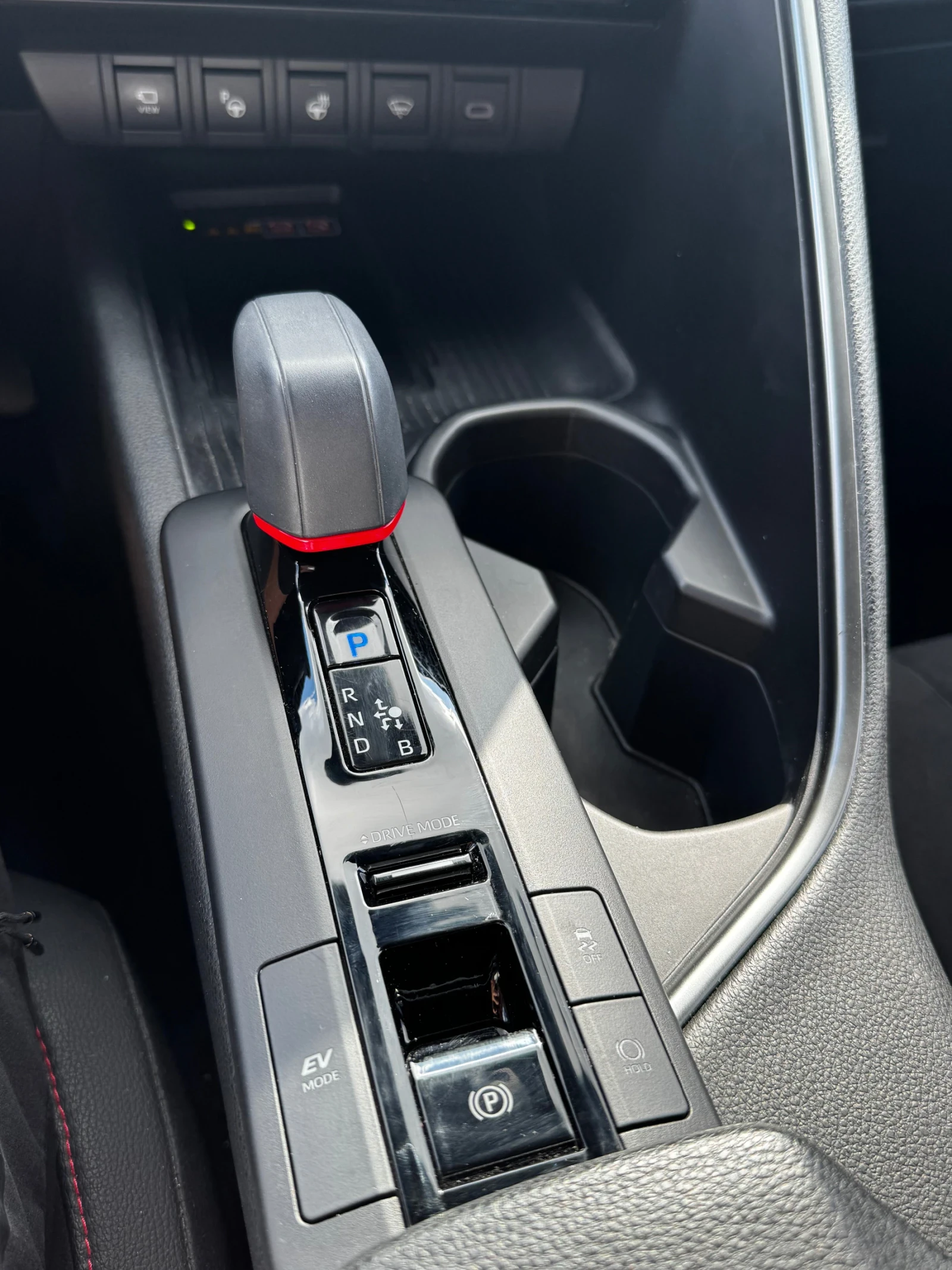 Toyota C-HR, снимка 14 - Автомобили и джипове - 54968275