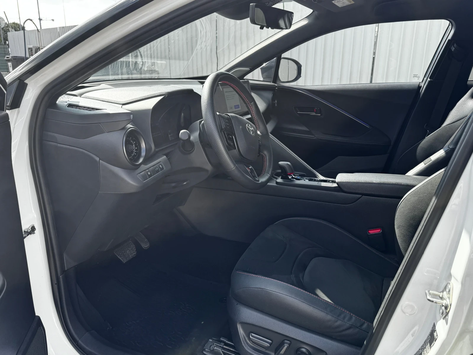 Toyota C-HR, снимка 7 - Автомобили и джипове - 54968275