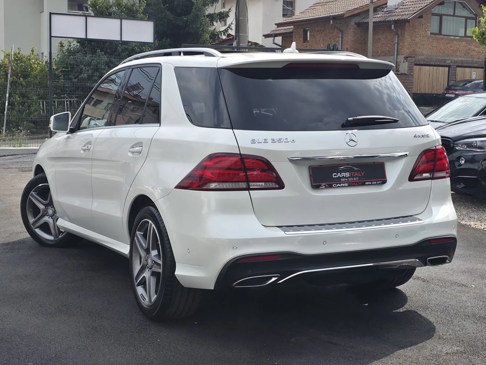 Mercedes-Benz GLE 350 AMG PREMIUM FULL MAX= ВАКУУМ= ОБДХВАНЕ= КАМ 360, снимка 4 - Автомобили и джипове - 56165497