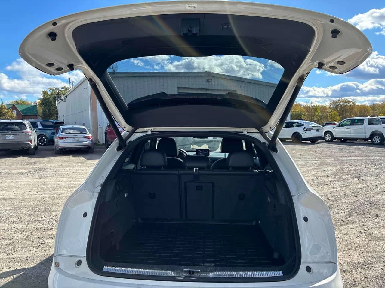 Audi Q3 * Technik * CARFAX * ����� �� ����������� | Mobile.bg � ����������� 13