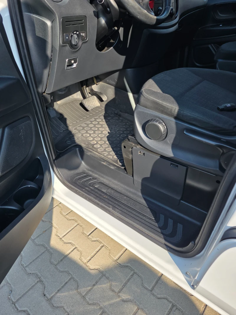 Mercedes-Benz Vito 2.2 140кс., снимка 17 - Бусове и автобуси - 52630514