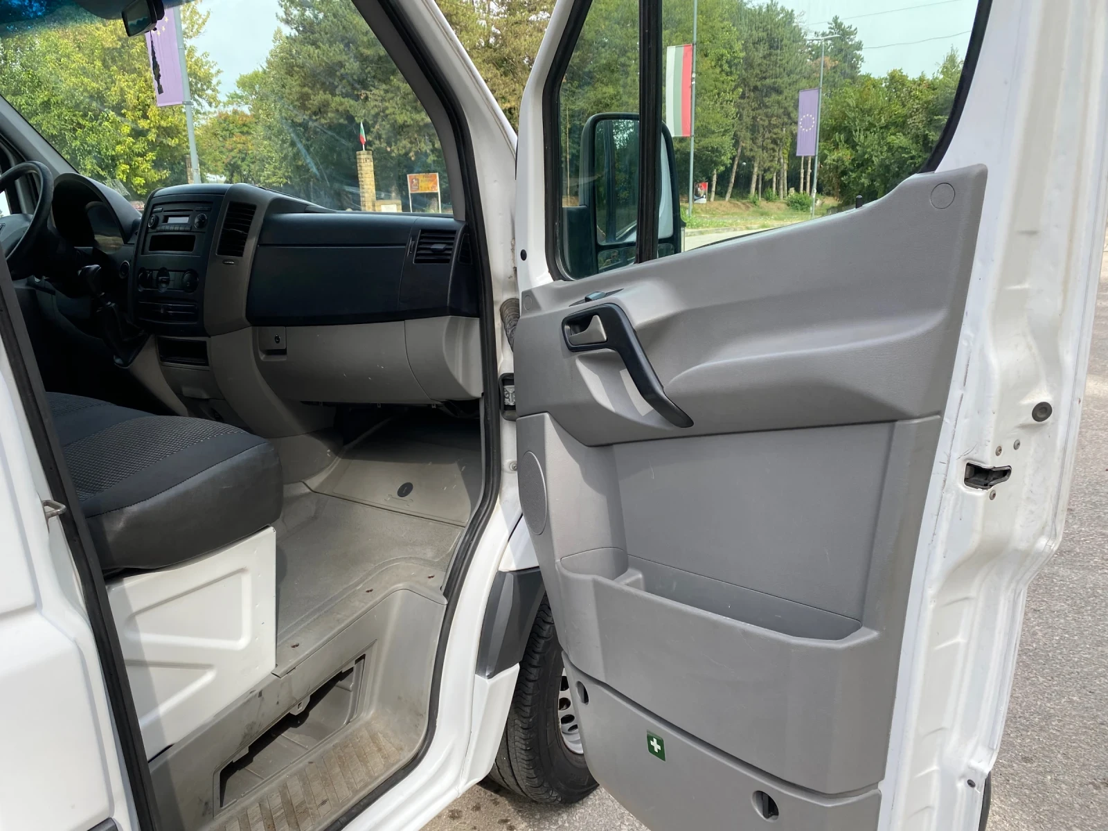 Mercedes-Benz Sprinter Sprinter-209-2.2CDI- перфектен - изображение 9