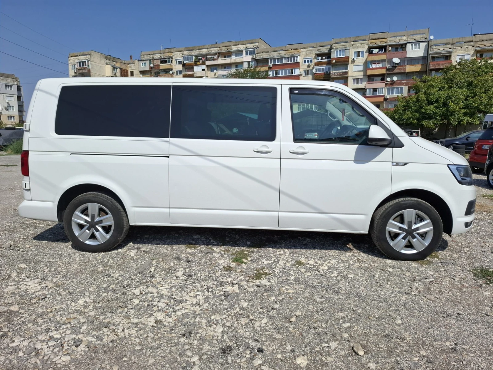 VW Multivan 2.0TDI T6 - изображение 4