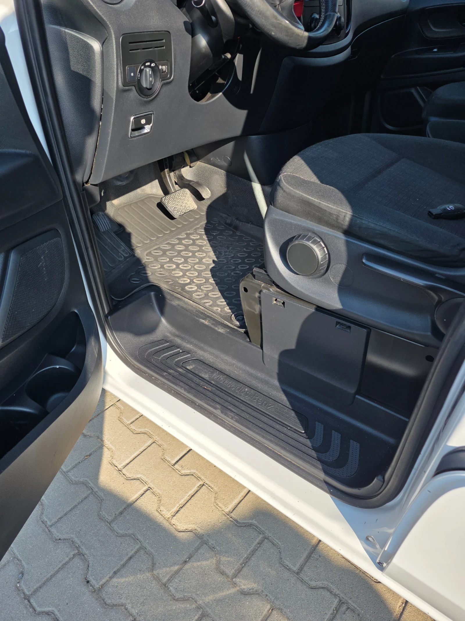 Mercedes-Benz Vito 2.2 140��. | Mobile.bg � ����������� 17