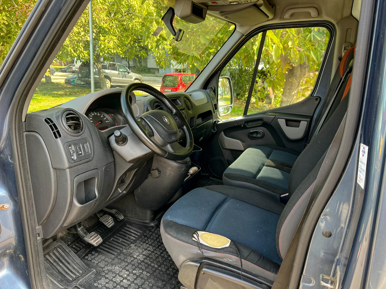 Renault Master 2.3 - изображение 10