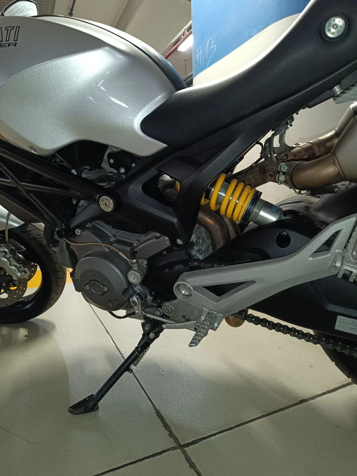 Ducati Monster 696 | Mobile.bg � ����������� 12