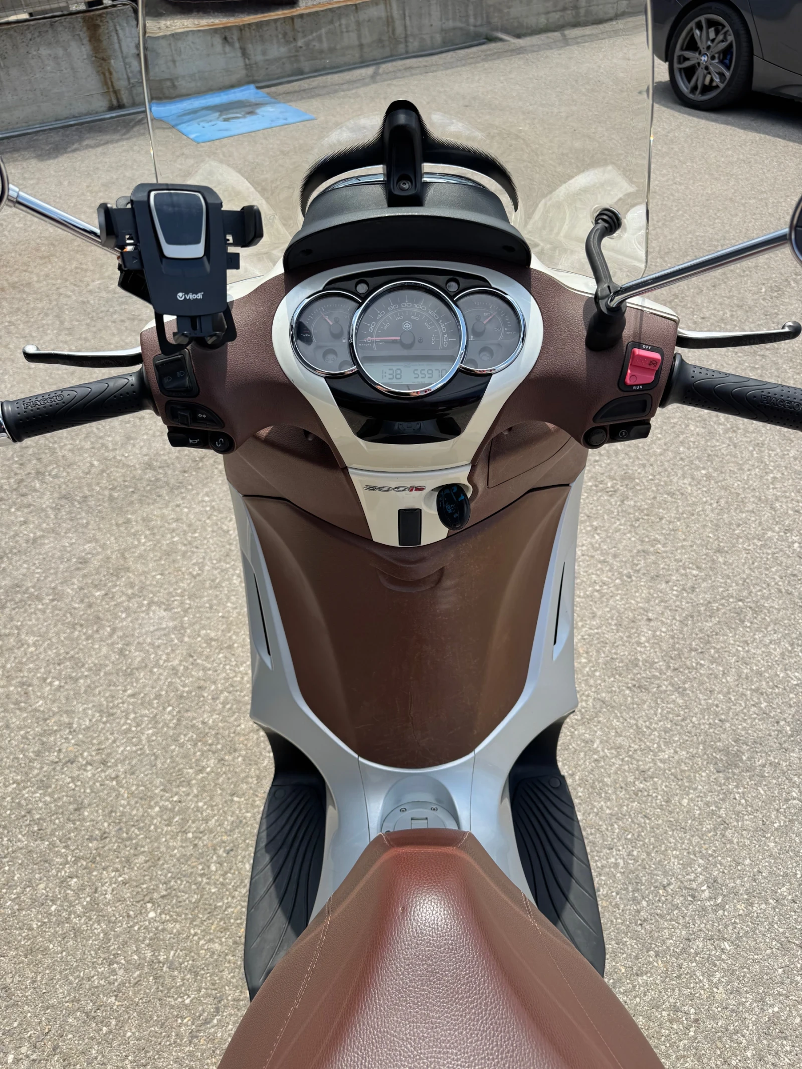 Piaggio Beverly 300ie-LED-КУФАР-ТОП, снимка 14 - Мотоциклети и мототехника - 55068266