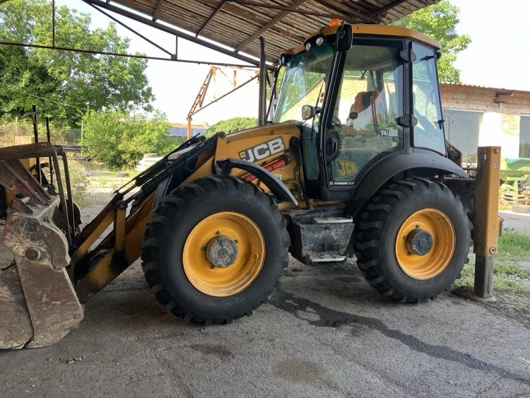 Багер JCB 4cx, снимка 2 - Индустриална техника - 48605994