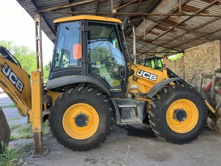 Багер JCB 4cx, снимка 3 - Индустриална техника - 48605994