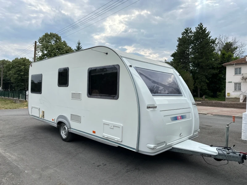 Каравана Adria Adora 2006 Регистрирана!!!, снимка 2 - Каравани и кемпери - 51099977