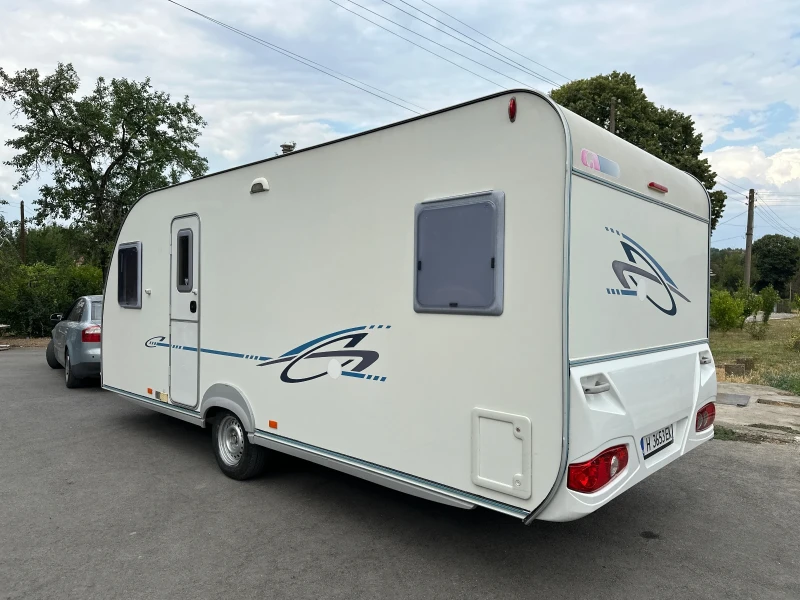 Каравана Adria Adora 2006 Регистрирана!!!, снимка 5 - Каравани и кемпери - 51099977