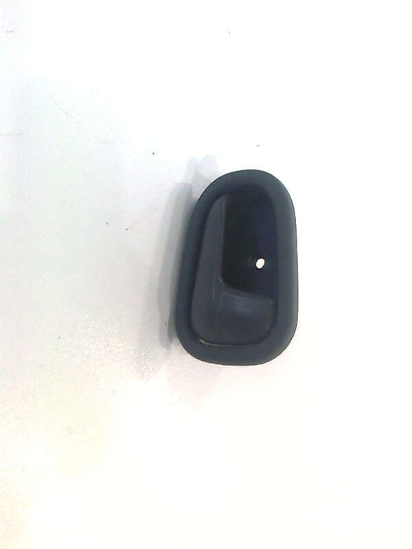 вътрешна дръжка (предна дясна) за Киа Спортич 2.0 бензин 