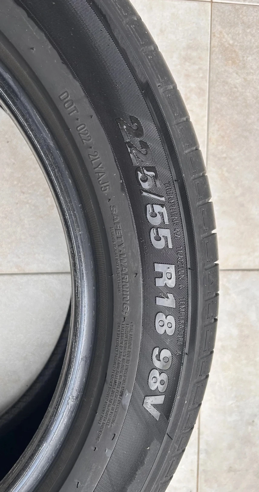 Гуми Летни 225/55R18, снимка 4 - Гуми и джанти - 53290173