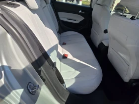 Peugeot 308, снимка 15