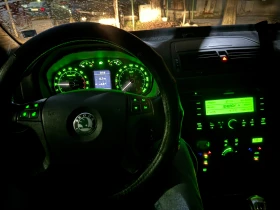 Skoda Octavia II 2.0 TDI, снимка 4