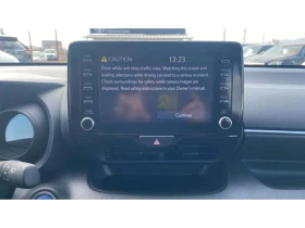 Toyota Yaris 1.5 HSD Chic , снимка 14