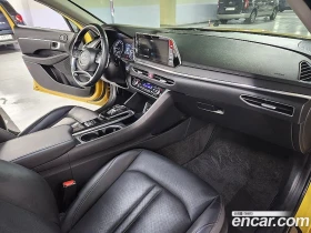 Hyundai Sonata 2.0 Premium Family, снимка 16