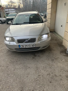 Volvo V70 D5, 163кс, ръчни скорости, снимка 2