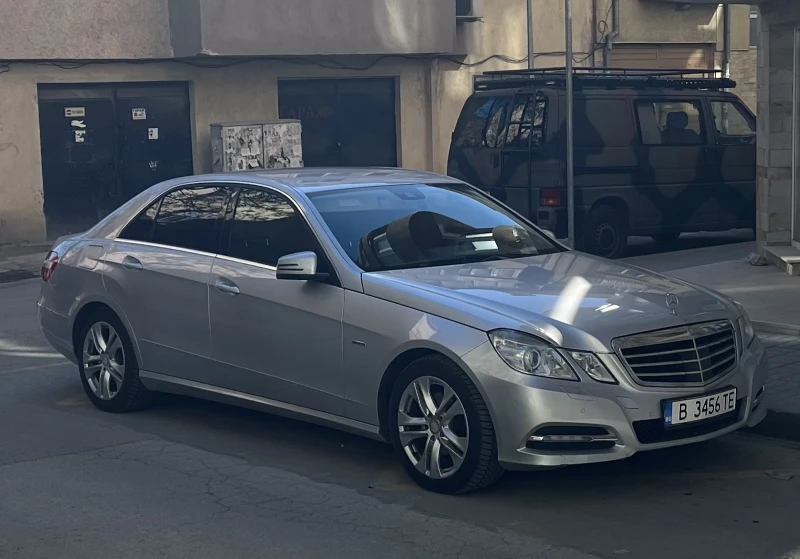 Mercedes-Benz E 350 4 Matic/BlueEfficiency/ Distronic/Lane assistance , снимка 5 - Автомобили и джипове - 47300622