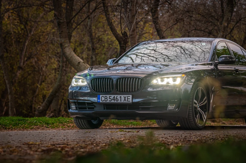 BMW 740 X drive, снимка 10 - Автомобили и джипове - 47966420