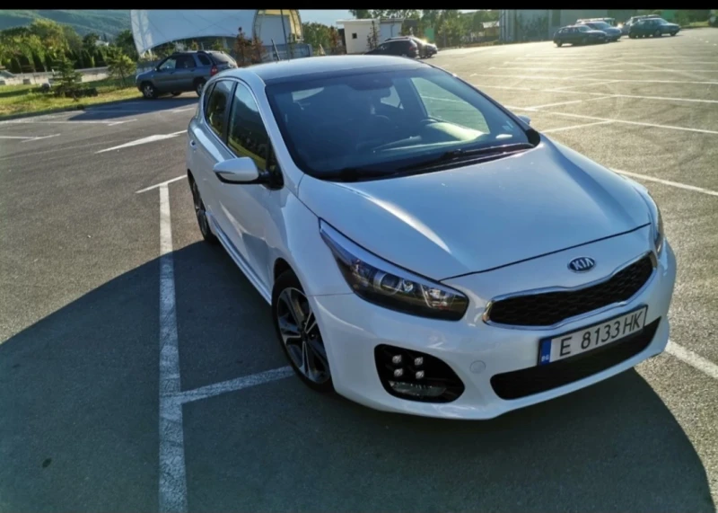 Kia Ceed GT-LINE, снимка 1 - Автомобили и джипове - 49013677