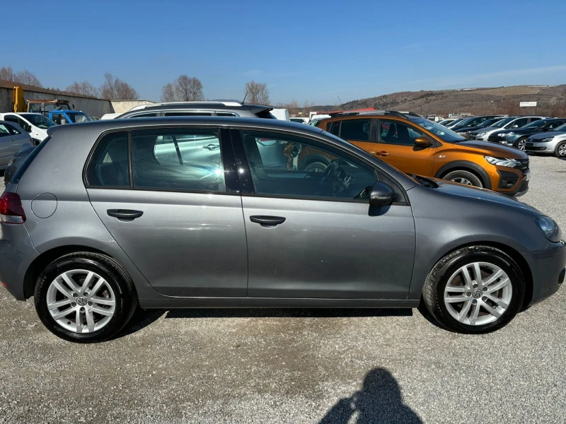 VW Golf 2.0tdi, снимка 5 - Автомобили и джипове - 49211959