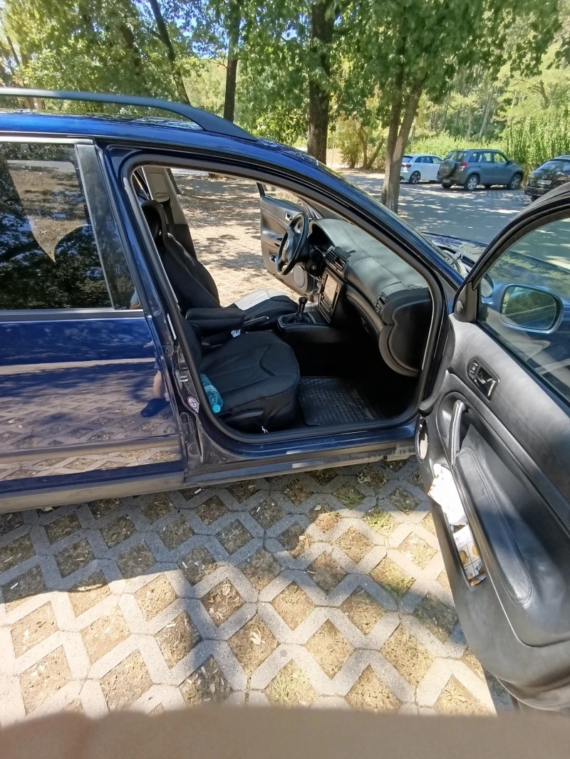 VW Passat 1.8T, снимка 7 - Автомобили и джипове - 49449593