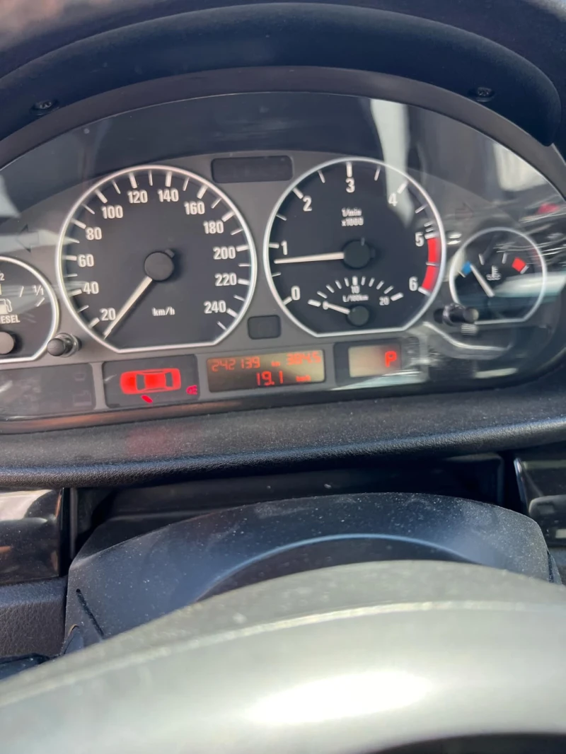 BMW 320, снимка 8 - Автомобили и джипове - 52414742