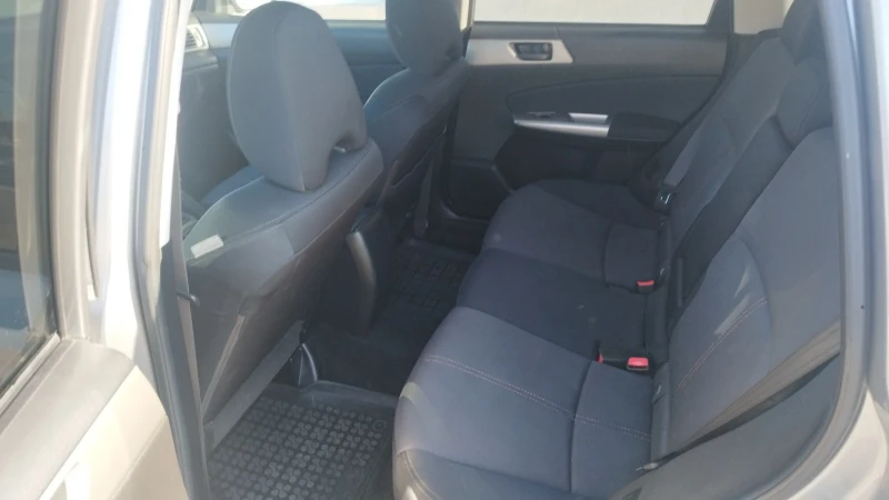 Subaru Forester 3, снимка 11 - Автомобили и джипове - 52552521