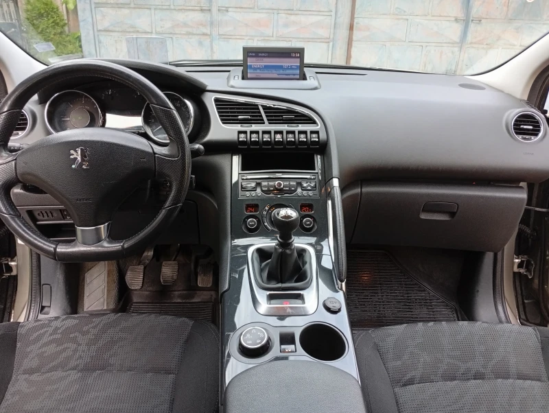 Peugeot 3008 1.6 HDI NAVI FULL, снимка 10 - Автомобили и джипове - 52575363
