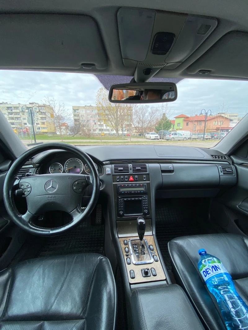 Mercedes-Benz E 320 320CDI Avantgarde, снимка 8 - Автомобили и джипове - 52806157