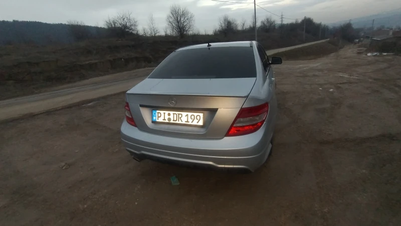 Mercedes-Benz C 220 AMG-FACE, снимка 5 - Автомобили и джипове - 53377543